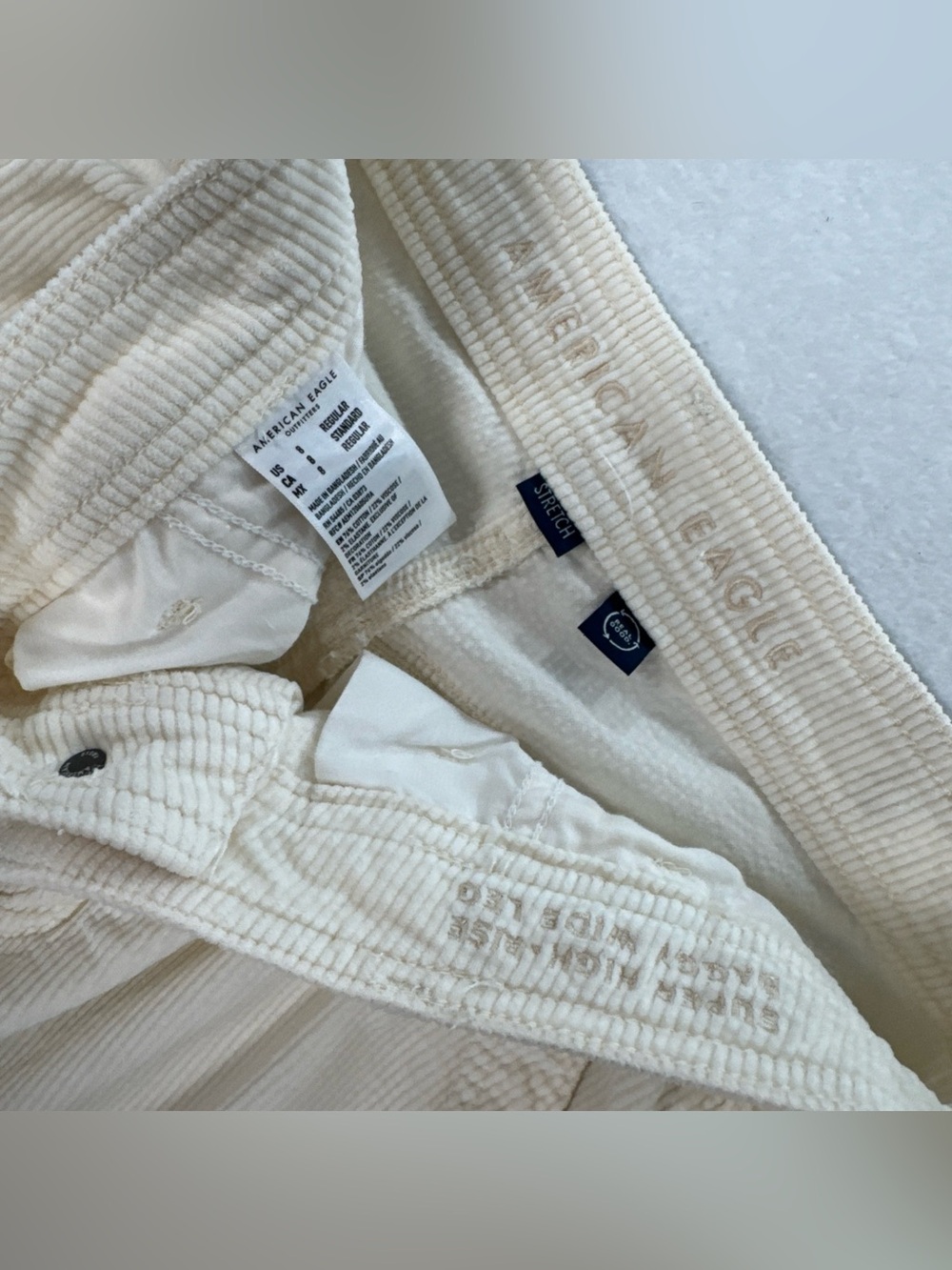 American Eagle Outfitters Women’s 8 Ivory Corduroy Cargo Pants Stretch Pockets - Picture 9 of 9